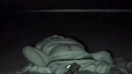 Los videospornolatinas chicos besaron a la morena delgada en el culo, estirándola a un gran tamaño