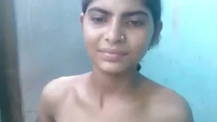 follando a una joven rusa de coño peludo. sexo casero latino