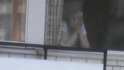 Hombre negro apenas besó el culo videos porno amateur latino de una joven rubia en calcetines de malla