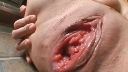 Quiero follar con un agente porno familiar latino de sexo anal.